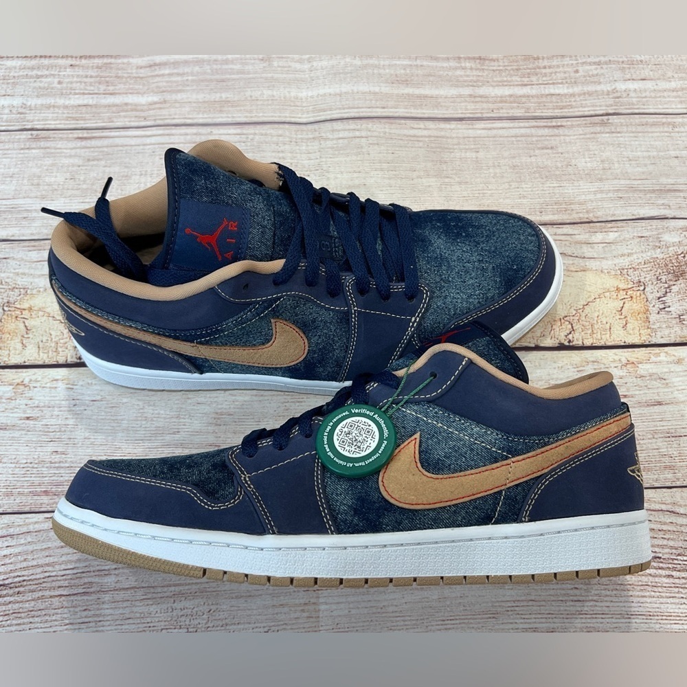 Jordan Men's Navy Blue Tan Red Athletic Shoes